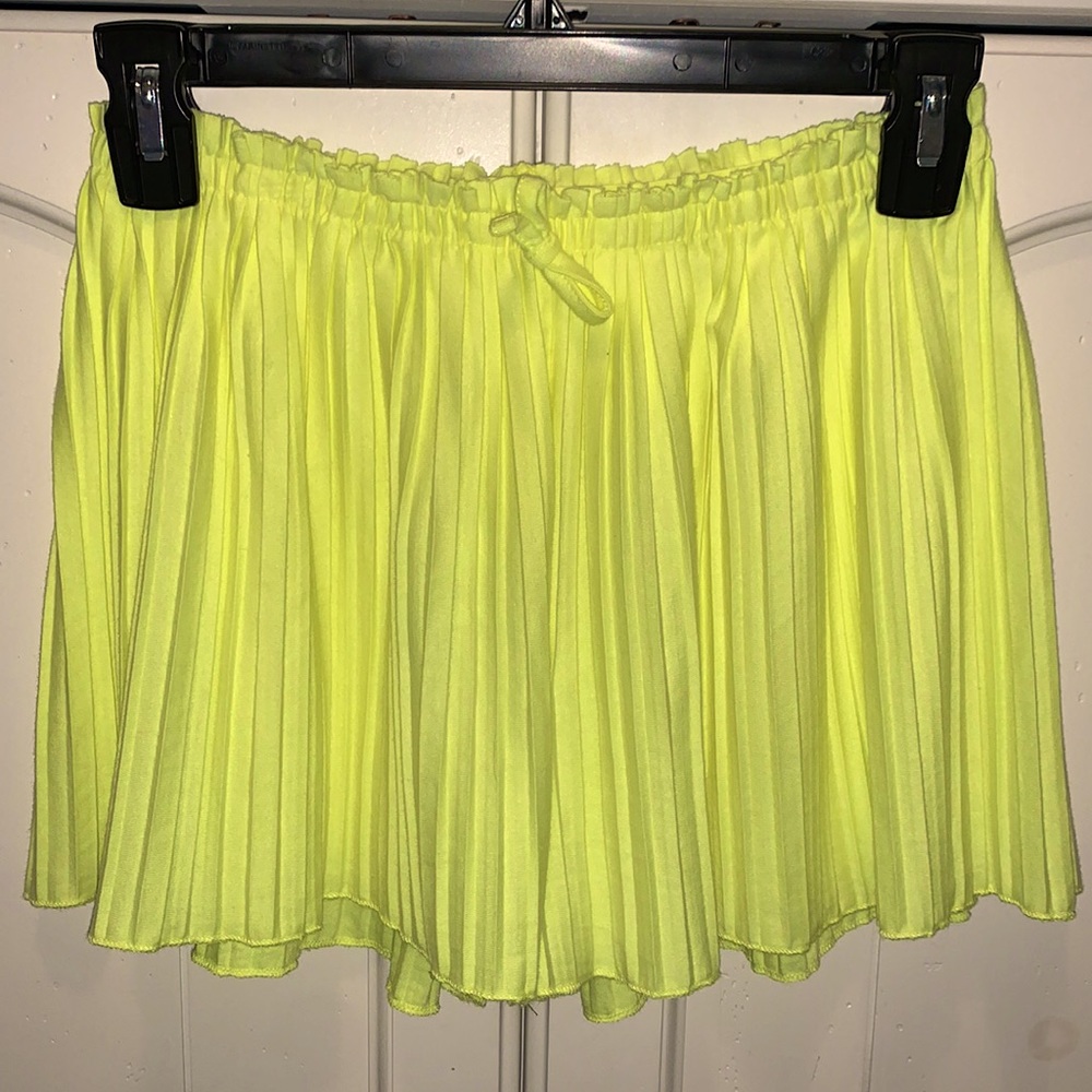 Zara Kids Bright Yellow Accordion Shorts. EUC.